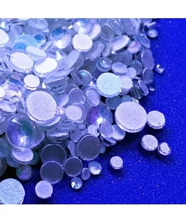 نگین ناخن شبرنگ سایزبندی سفید